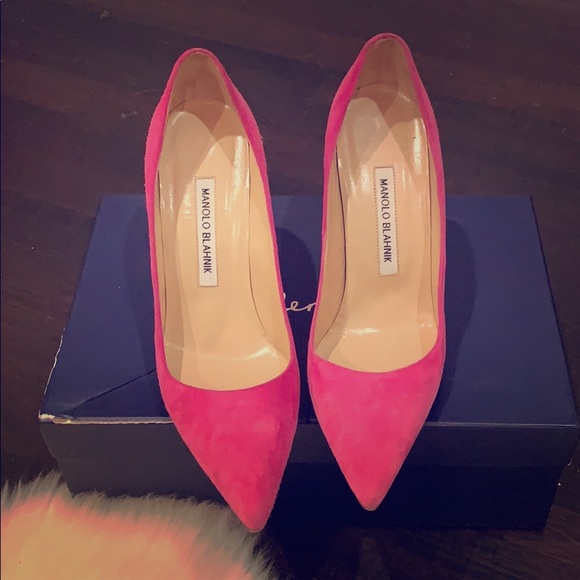 pink manolos